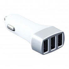 Автомобильное зарядное устройство на 3 USB порта